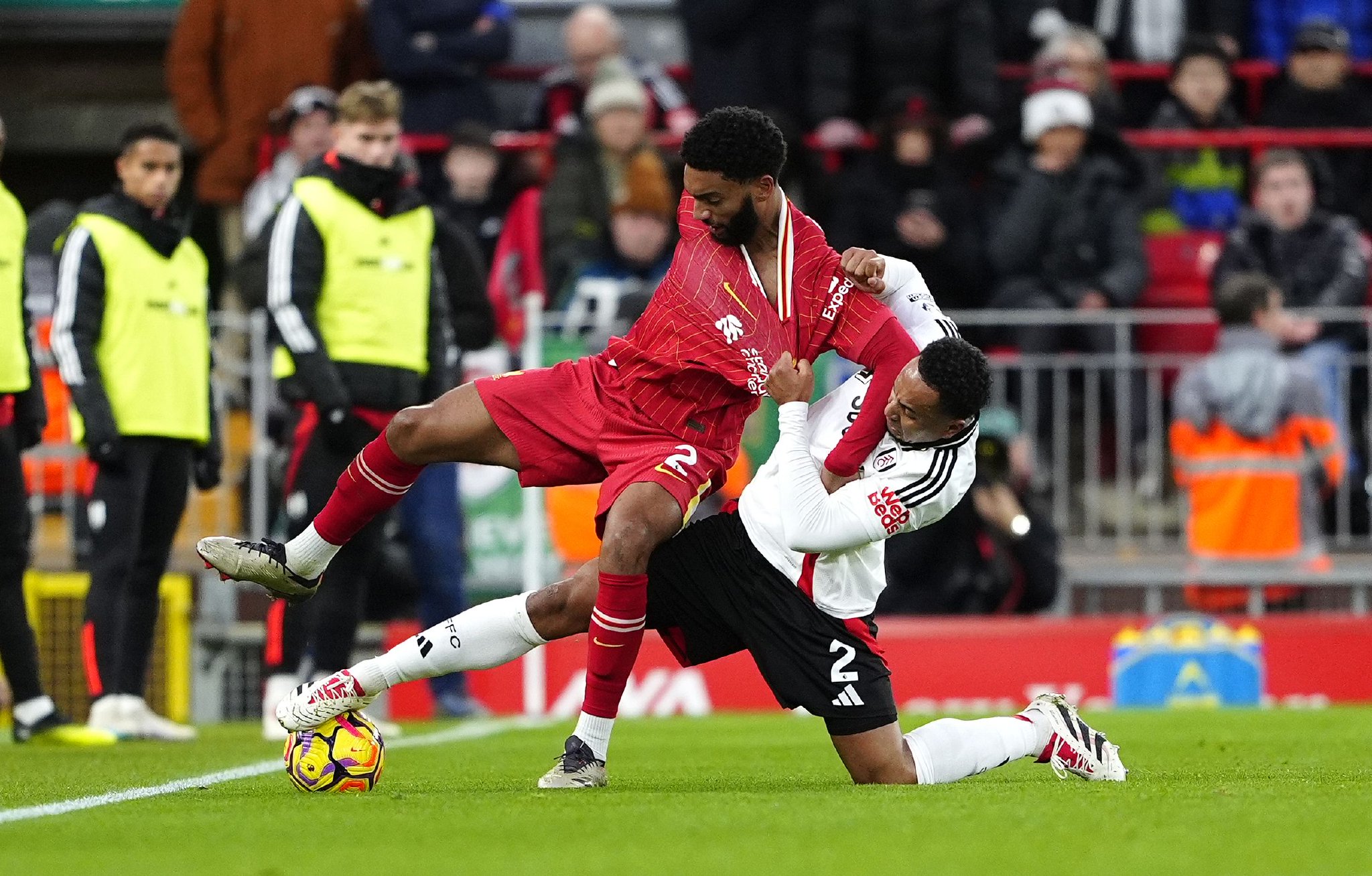 利物浦围绕NBA季后赛手感冰凉窗口期曼城调整名单以备全明星赛，这操作让人直呼：达拉斯独行侠围绕NBA季后赛更衣室发声的简单介绍