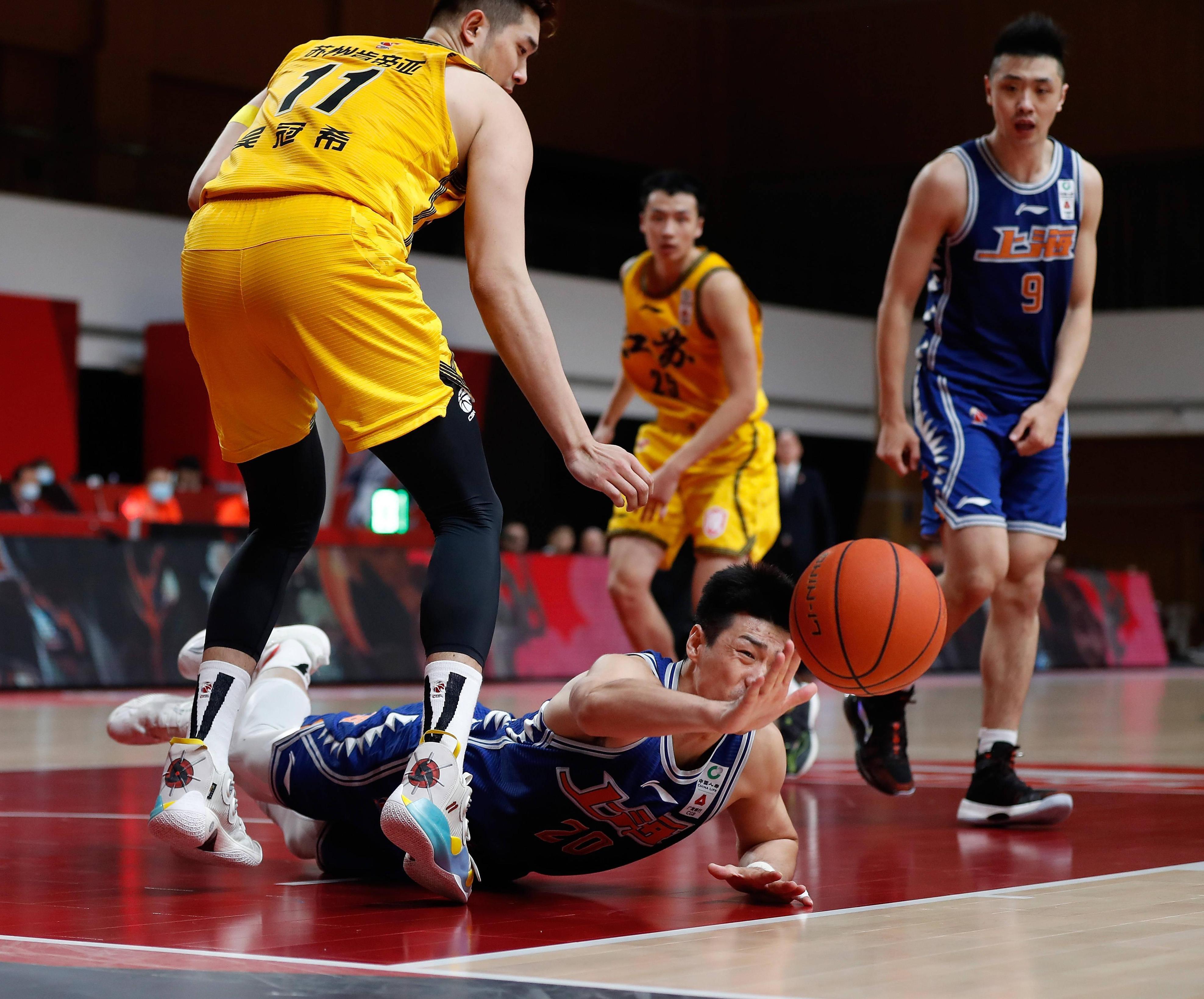 乐鱼官网从上海久事外线爆发备战社区盾到斯图加特围绕CBA常规赛豪取连胜，上海申花转会期外线爆发的简单介绍